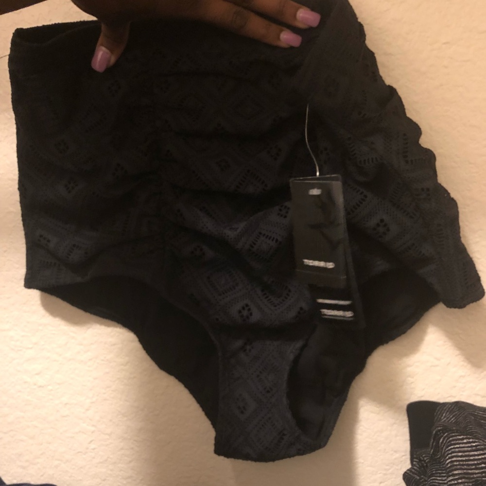 Swim suit bottoms